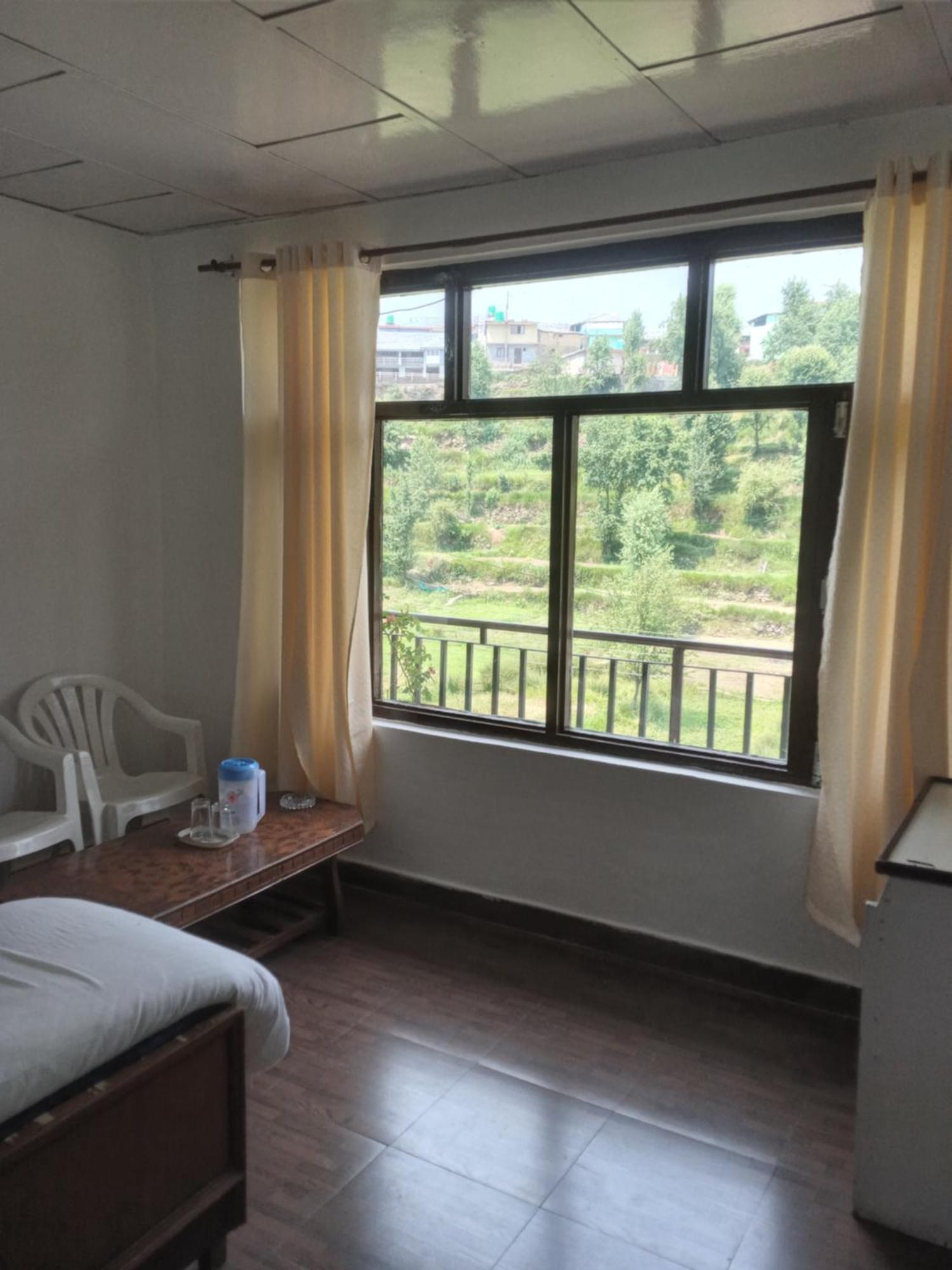 Nirmal Homestay Dharamshala Eksteriør billede