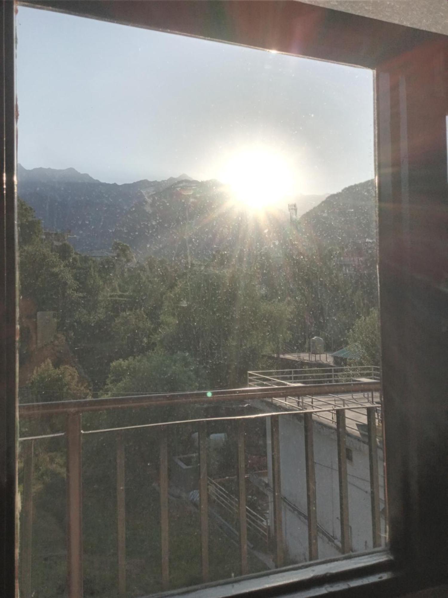 Nirmal Homestay Dharamshala Eksteriør billede